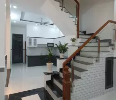 Bán nhà mới xây đướng số 8 linh xuân thủ đức LH:0909428959.