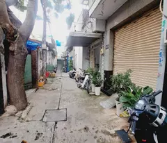 NHÀ 1/ ĐƯỜNG SỐ 13A, HẺM THÔNG KÊNH NƯỚC ĐEN, 28M2, 2 TẦNG 3PN, GIÁ 2.X TỶ