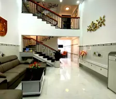 Bán nhà ở đẹp, hẻm Nguyễn Bỉnh Khiêm ,Gò Vấp, 54m2x3 tầng, 6.45 tỷ, nở hậu tài lộc