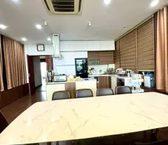 SIÊU HIẾM LUÔN - MẶT PHỐ GIÁ MẶT NGÕ - VIEW SÔNG HỒNG CỰC ĐỈNH - DIỆN TÍCH 180M - MẶT TIỀN 6,5M -
