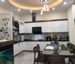 Bán nhà 5 tầng phân lô, nội thất cao cấp tại Trung Hòa, Cầu Giấy, Hà Nội