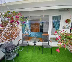 BÁN NHÀ MẶT TIỀN ĐƯỜNG LỚN ĐANG KINH DOANH HOMESTAY