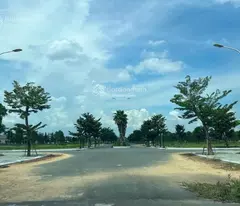 Hàng hiếm! 5 suất ngoại giao Centre Ville Lương Sơn, view hồ giá tốt chỉ 2,2tỷ/lô 108m2, sẵn sổ đỏ