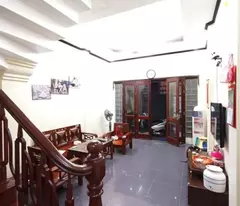 Siêu hiếm! Bán đất tặng nhà 6 tầng phân lô ô tô đỗ cửa tại Trung Kính, Cầu Giấy – Giá chỉ 10 tỷ