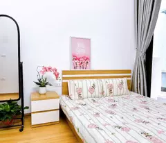 CHDV Cầu Giấy,40m2 5 tầng,2 thoáng,9phòng,DT500tr, oto gần phố 8.95 tỷ
