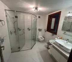 BAN NHA NHÀ DÂN XÂY CỰC CHẮC CHẮN - NGỌC THUỴ 5 _36M FULL NỘI THẤT - GIÁ 6TỶ8- NGÕ OTO ĐỖ CỬA -