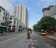 KINH DOANH ĐỈNH NHẤT. 50m2 tại Trâu Quỳ, Gia Lâm. Lh 0989894845