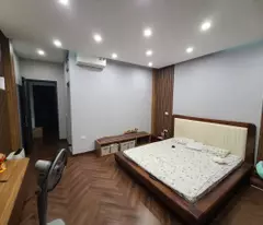 Cho Thuê Cả căn ngõ rộng thông thoáng vừa ở vừa kinh doanh DT 56m 3 Tầng Giá 15 triệu / tháng