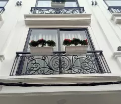 Trung tâm Cầu Giấy 35m2 5 tầng nhà mới giá nhỉnh 7 tỷ