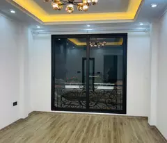 Trung tâm Cầu Giấy 35m2 5 tầng nhà mới giá nhỉnh 7 tỷ