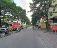 Bán nhà mặt phố Khương Đình 30m2 vỉa hè kinh doanh sầm uất chỉ còn 13 tỷ
