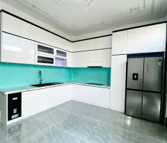Người ta sắm quần sắm áo, chứ em sắm nhà ăn tết ạ.