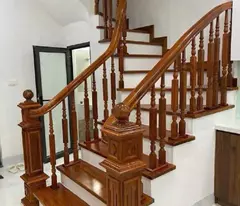 SIÊU ĐỈNH - NHÀ NGỌC THUỴ - LONG BIÊN - 45M x 4 TẦNG - GIÁ NHỈNH 8 TỶ
NHÀ ĐẸP LONG LANH - XÂY