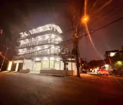 BÁN TOÀ NHÀ -  CHDV GÓC SIÊU ĐẸP 202M2 GIÁ 17,8 TỶ