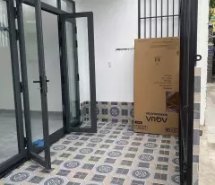 Bán Nhà 2 Tầng Mới Tinh, Hẻm Hải Đức - Nha Trang
Chỉ Cách Mặt Đường Hải Đức 40m