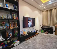 Nhà 4 tầng đường HIỆP THÀNH 43, phường HT, Q12, dt 63m2 (7mx9m) Hẻm 8m. Giá 6,45Tỷ