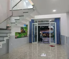 Bán nhà Mặt tiền Nguyễn Thị Sóc, Bà điểm, Hóc môn, 93m2, Giá 11 tỷ 5 TL.