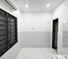 Bán Nhà Phan Văn Trị, 3 bước ra HXH, 3 Tầng, 2PN Gần Emart Chỉ 2.45 Tỉ