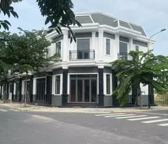 Nhà phố hiện đại tại Hòa Lợi, Bến Cát, giá rẻ 2,66 tỷ - Sổ hồng riêng!
Modern Townhouse in Hoa