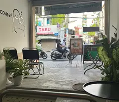 Sang quán cà phê/ trà sữa (hoặc thuê nhà nguyên căn)