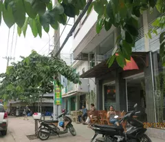 Cho thuê nguyên căn số 230 NGUYỄN VĂN QUỲ, P. PHÚ THUẬN, Q. 7