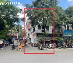 Cho thuê nhà lô góc, mặt tiền rộng, quận Hai Bà Trưng làm hàng ăn