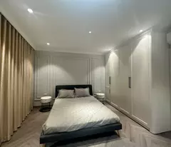 BÁN NHÀ PHỐ BỒ ĐỀ, LONG BIÊN. THANG MÁY, AN SINH ĐỈNH, LEXUS 570 ĐỖ CỬA, 55M2*7T , 10.5 TỶ.