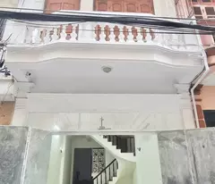 Dành cho bác nào thích nhà dân xây, xe ô tô chạy thông! Bán nhà Ngọc Lâm, gần cầu Chương Dương,