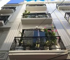 SIÊU PHẨM!!!!! Ô TÔ GẦN NHÀ Cầu Giấy Yên Hòa 40m2, KD, Giá nhỉnh 6 tỷ. Lh: Em Tuấn