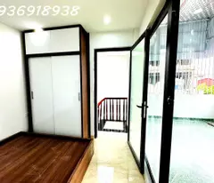 Nhỉnh 5 tỷ-nhà mới 42m x 5 tầng 3 ngủ đủ công năng-3 thoáng-gần phố-Giáp Bát, Hoàng Mai