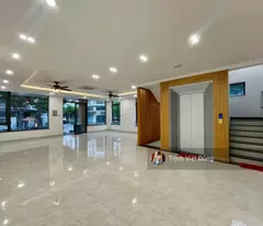 Cho thuê nguyên căn mặt tiền kinh doanhm KĐT Vạn Phúc, QL13, Hiệp Bình Phước-chỉ từ 30tr/tháng