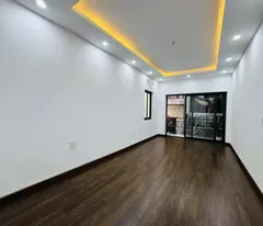 Bán nhà 38m², 5 tầng, 3PN, Hồng Tiến Kéo Dài, Long Biên, 5.5 tỷ, sổ đỏ