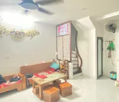 Bán nhà 2 tầng, 34m², Đông Thiên, Vĩnh Hưng, Oto đỗ cổng, 2.7 tỷ