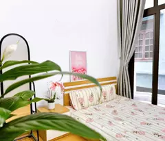 CHDV Cầu Giấy, 40m2 5 tầng, 2 thoáng, 9 phòng, DT 500tr, ô tô gần phố 8.88 tỷ