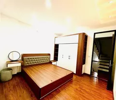 Bán nhà Phố Hào Nam_Sát đường lớn_ Nhà đẹp ở ngay không cần sửa_29mx5T_ Giá: 6.5 tỷ.