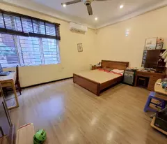 BÁN NHÀ 5 TẦNG CẦU GIẤY 35M2, CR-V ĐỖ CỬA THOẢI MÁI. 7,6 TỶ