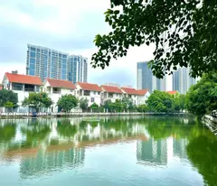 HÀNG XÓM LÀNG VIỆT KIỀU CHÂU ÂU - LÔ GÓC - THỬA ĐẤT VUÔNG ĐẸP - NGÕ NÔNG - GẦN HỒ