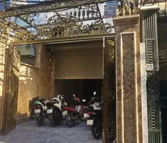 BÁN NHÀ MẶT PHỐ XÃ ĐÀN ĐỐNG ĐA KINH DOANH VỈA HÈ THANG MÁY THOÁNG TRƯỚC SAU 104M GÚA 31 TỶ