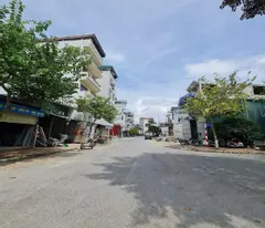 Bán nhà Trâu Quỳ, Gia Lâm. Chỉ 4 tỷ 0x có nhà 4 tầng mới tinh. 20m ra trục ô tô tránh. Lh