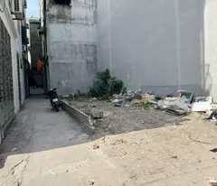 Chính chủ bán 52,7m2 đất tổ 7 Cự Khối. Đường 2,7m chạy thông ô tô con, gần chợ, gần trường