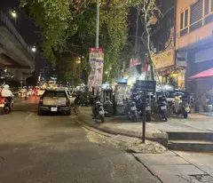 Bán nhà Phố Hào Nam_Dân xây chắc chắn_ Các phòng đều có cửa sổ thoáng_32mx5T_ Giá: 6.5 tỷ.