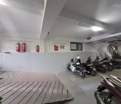 Bán tòa CCMN/CHDV xịn 8 tầng, 250m2, mặt tiền 9m, Mặt phố vỉa hè, thu nhập 300tr/tháng