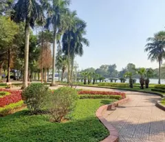 Bán nhà 4 tầng chính chủ mặt hồ Vị Xuyên, Tp Nam Định