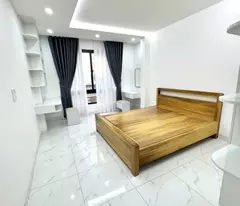 BÁN TÔ HIỆU HÀ ĐÔNG VỊ TRÍ HIẾM , NHÀ 5 TẦNG THANG MÁY ,Ô TÔ ĐỖ CỬA .NHÀ CHƯA BÓC TEM. GIÁ 8,8