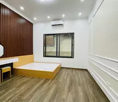 Bán nhà 4 tầng, 42m², 5PN, 4WC, Kim Ngưu, Hai Bà Trưng, 6.6 tỷ, tặng full nội thất