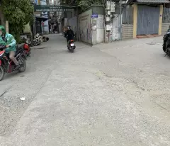 NHỈNH  8 tỷ có nhà 40m2 7 tầng 11p khép kín. View Royal City. Độc hiếm 1 căn duy nhất