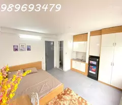NHỈNH  8 tỷ có nhà 40m2 7 tầng 11p khép kín. View Royal City. Độc hiếm 1 căn duy nhất