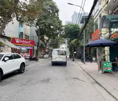 Chính chủ bán 48,5m2 nhà 3 tầng mặt Phố Đức Giang. Cách 100m ra đường Lý Sơn