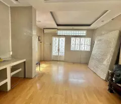 ** Bán Gấp Mặt Tiền KD Ngay Chợ Tân Thành, 5Tầng 5PN (4.3X12)15.99TỶ còn TL