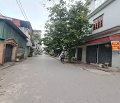 Bác nào dự định kinh doanh tài chính 4 5 tỷ thì ới em. Trục chính Đặng Xá, 46m2.